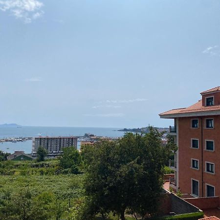 Apartamento Con Vistas Al Mar, Piscina Y Parking Daire Sanxenxo Dış mekan fotoğraf